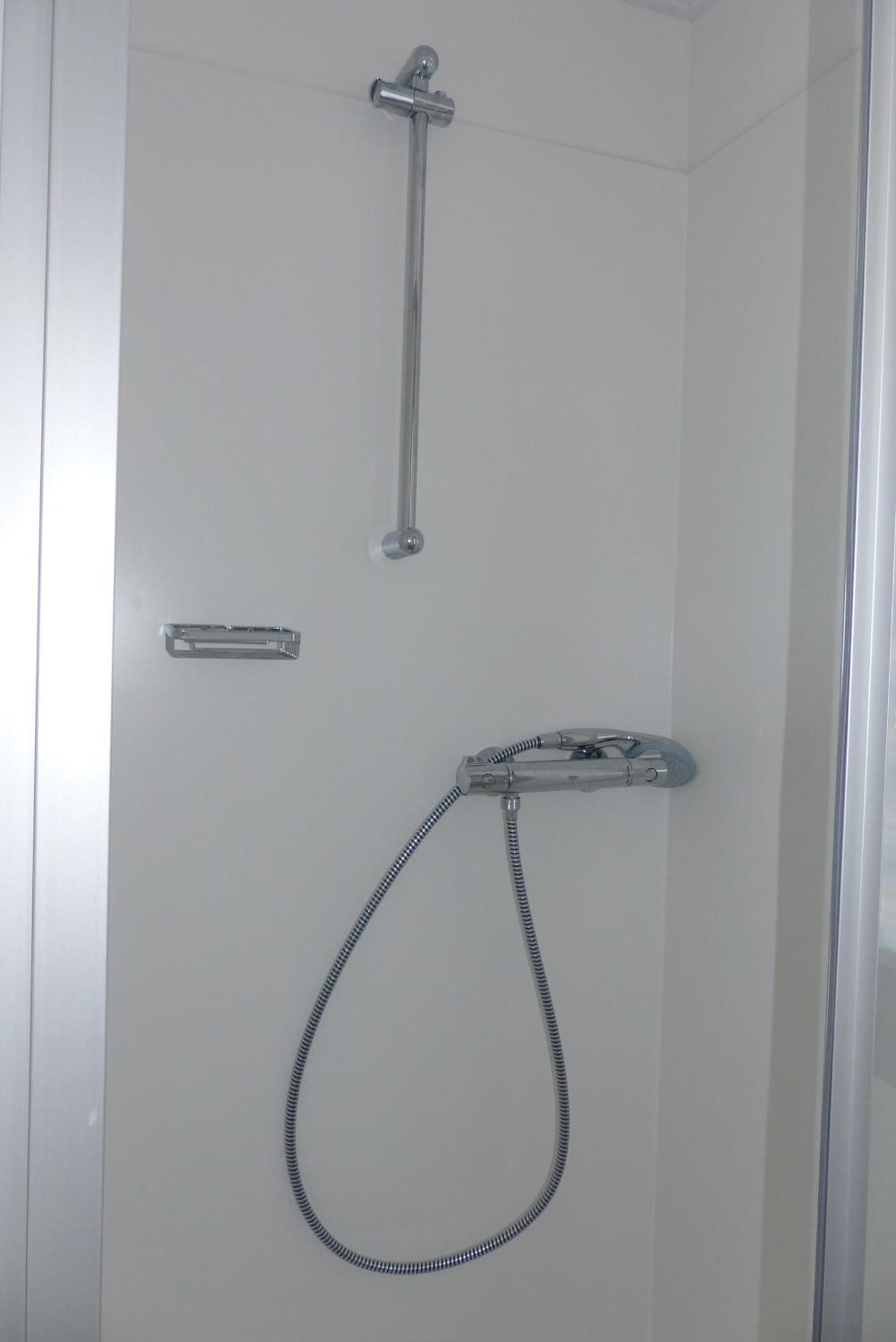 Hausboote Und Ferienhaeuser Marina Muecheln Mucheln Luaran gambar